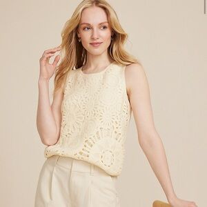 Crochet front tank top. Size 4X.